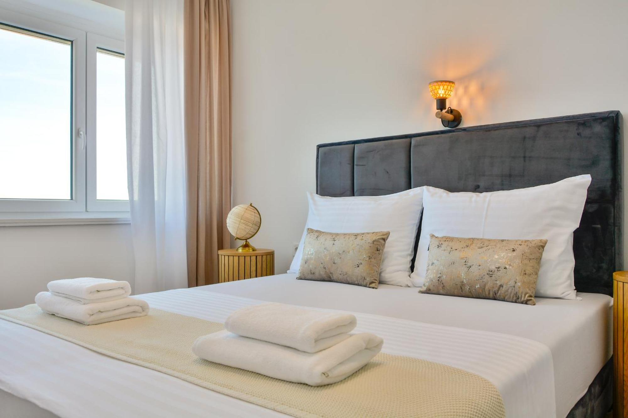 Apartman Elena Senj  Exteriör bild